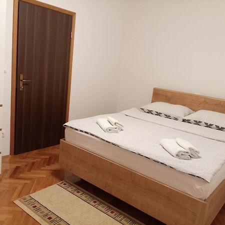 Apartmani Suzana Crikvenica Esterno foto