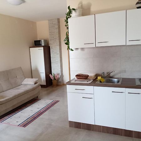Apartmani Suzana Crikvenica Esterno foto