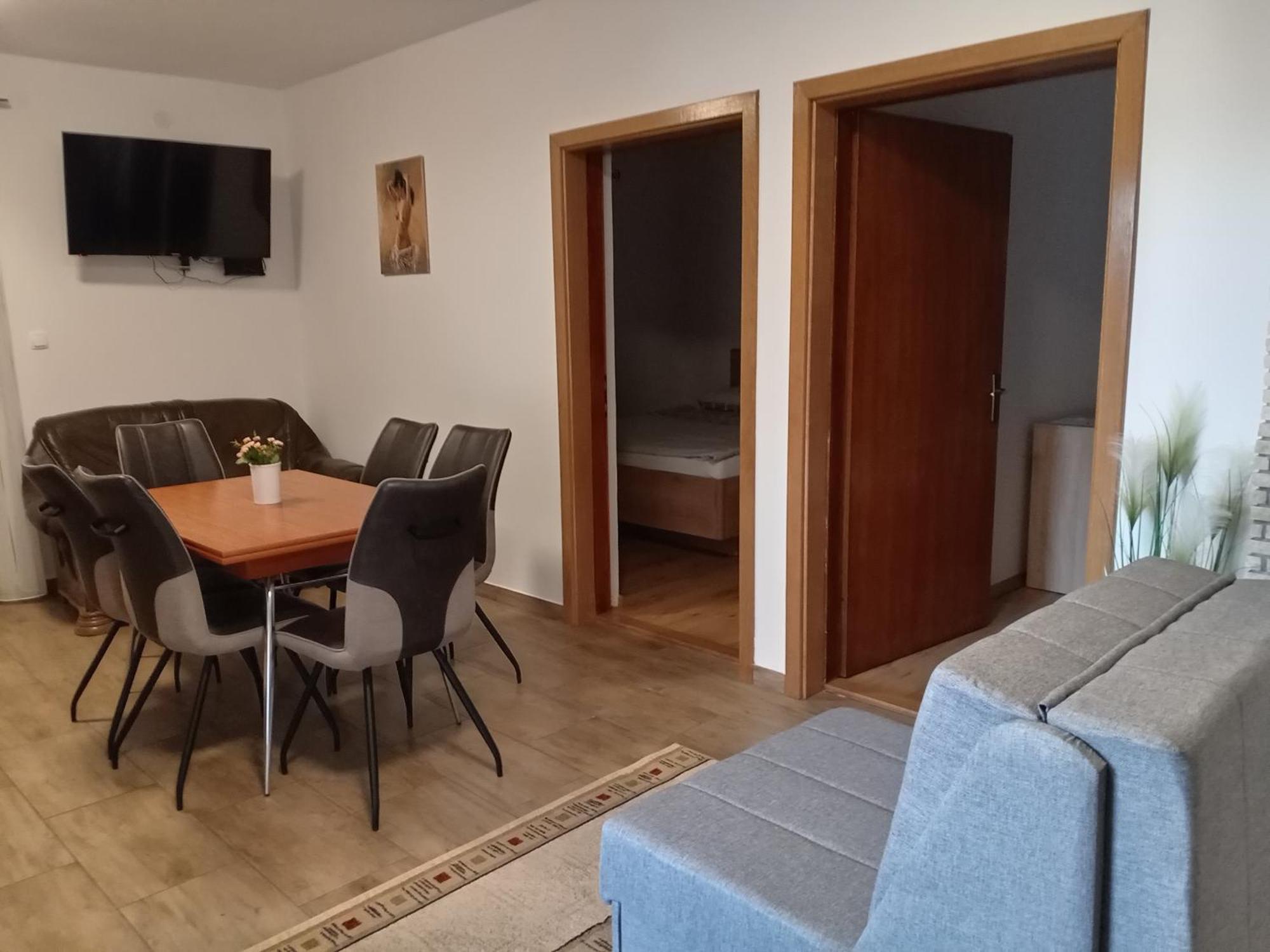 Apartmani Suzana Crikvenica Esterno foto